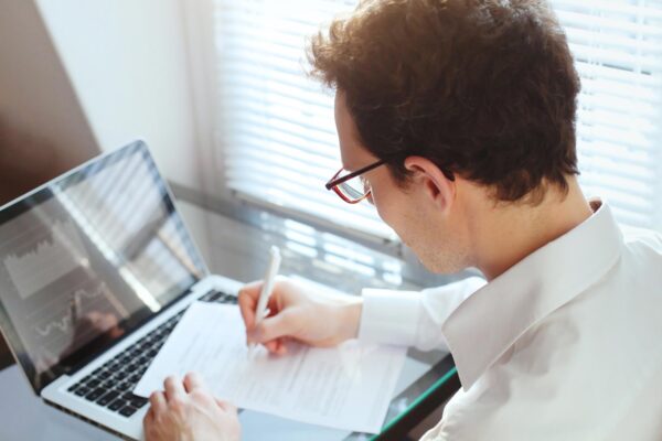 wealth-management-recruiter-services-company-contact-us
